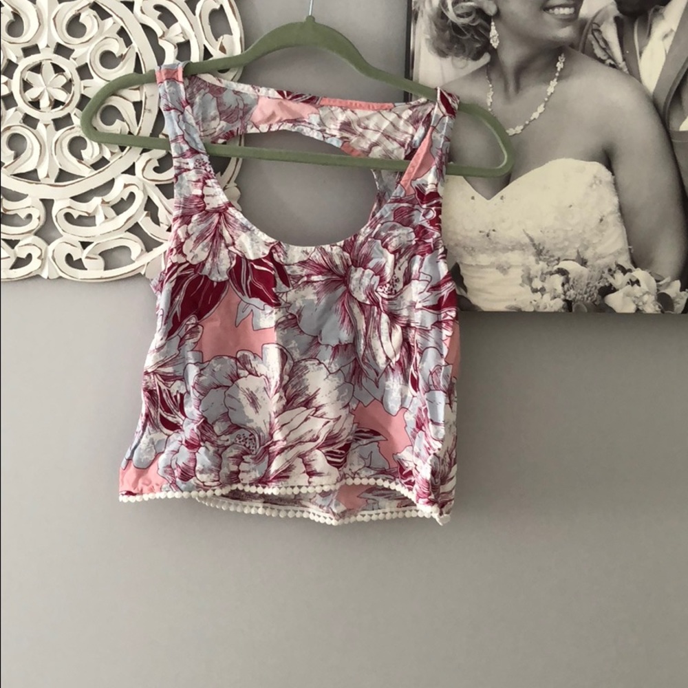 Crop tank top